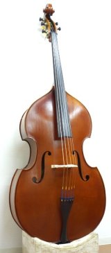 画像: Karl Höfner カールヘフナー 